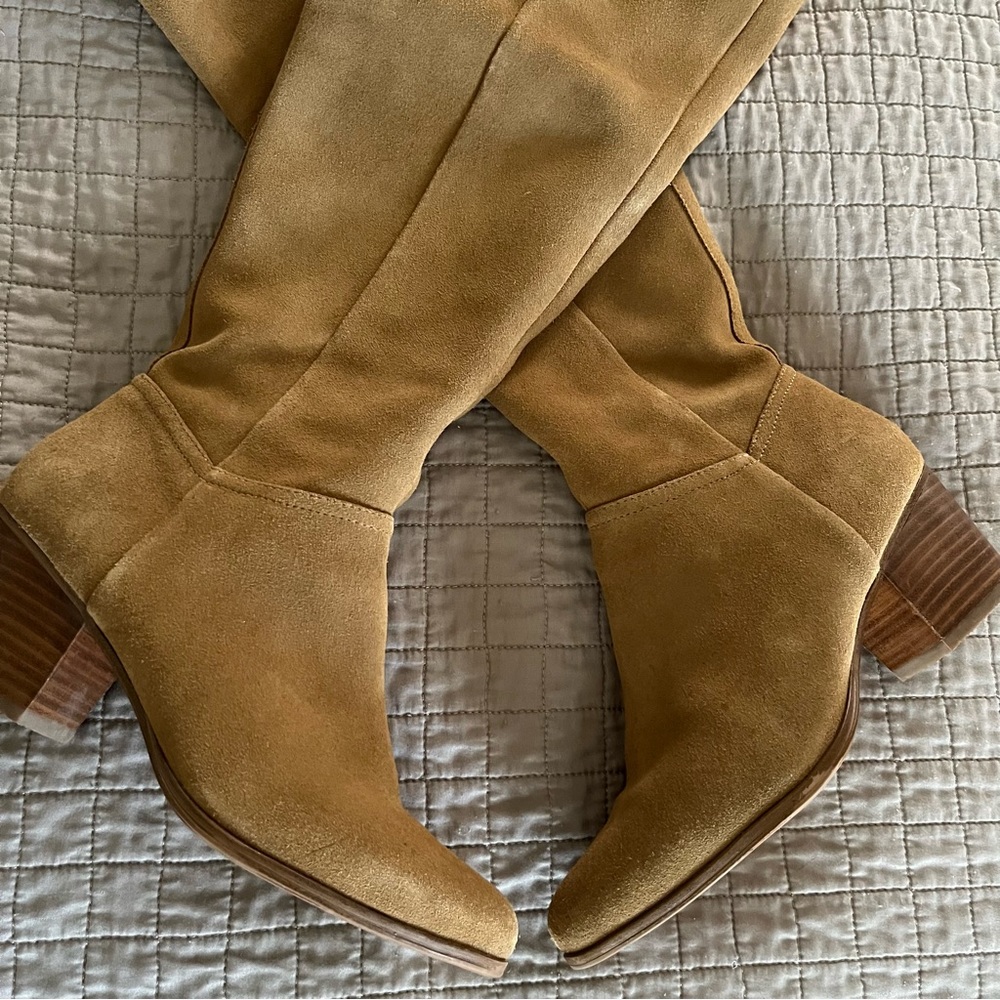 ALDO OVER THE KNEE BOOTS 👢